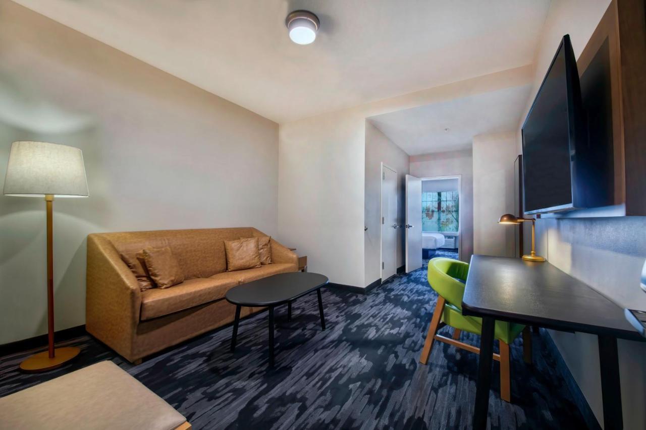 Fairfield Inn & Suites By Marriott Кортленд Екстер'єр фото
